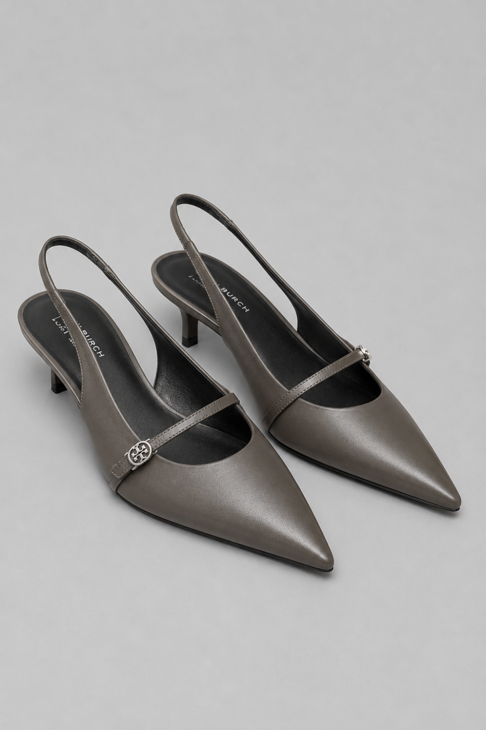 Women’s Double T Buckle Mary Jane Pumps - Dark Grigio - 8 - Mary Jane