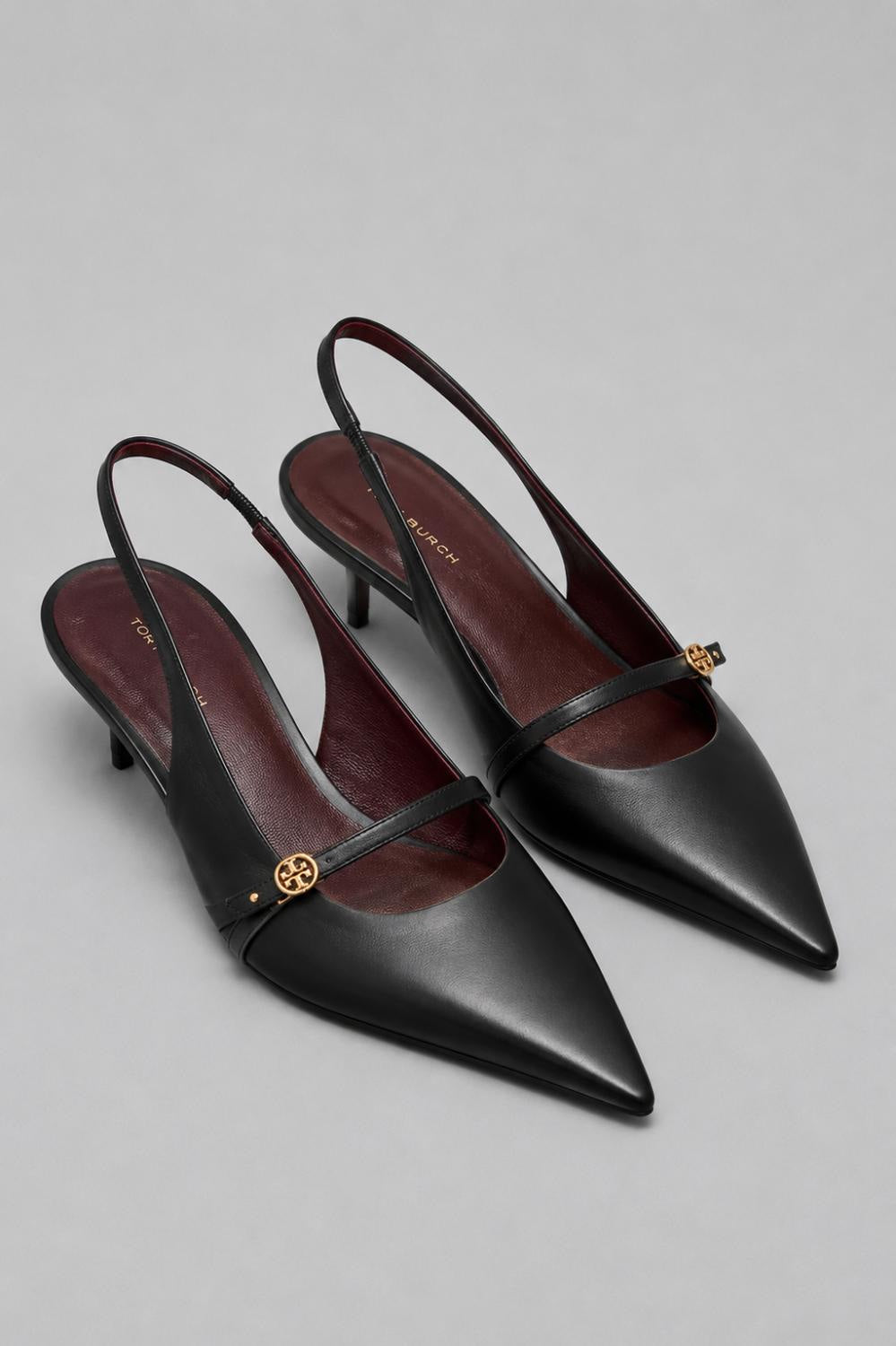 Women’s Double T Buckle Mary Jane Pumps - Perfect Black - 9 - Mary Jane