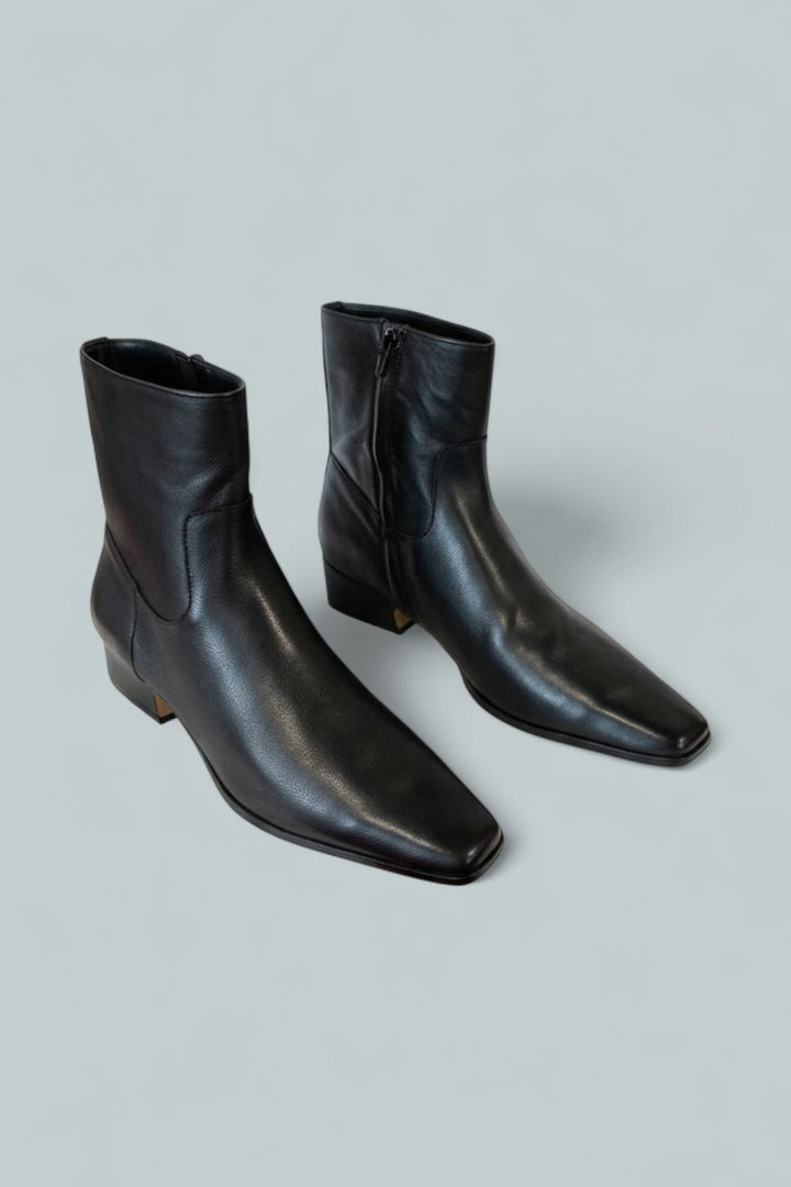 Women’s Dusty Ankle Booties - Black - 10 - Bootie
