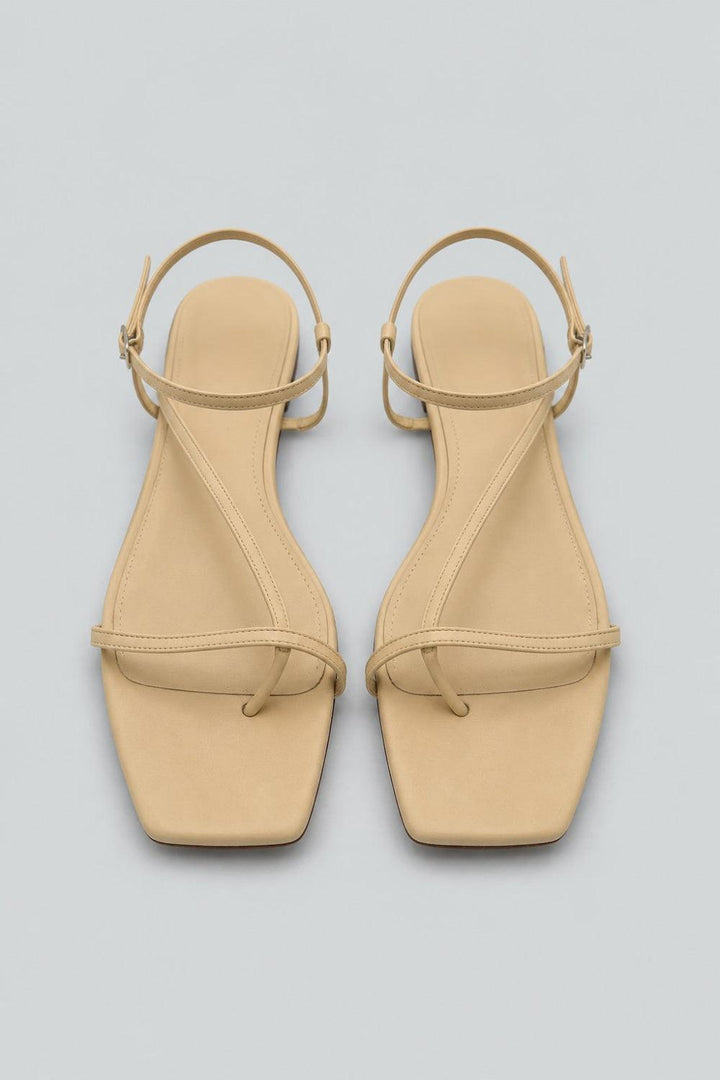 Women’s Ella Slingback Thong Sandals - Creamy - 10 US - Slingback