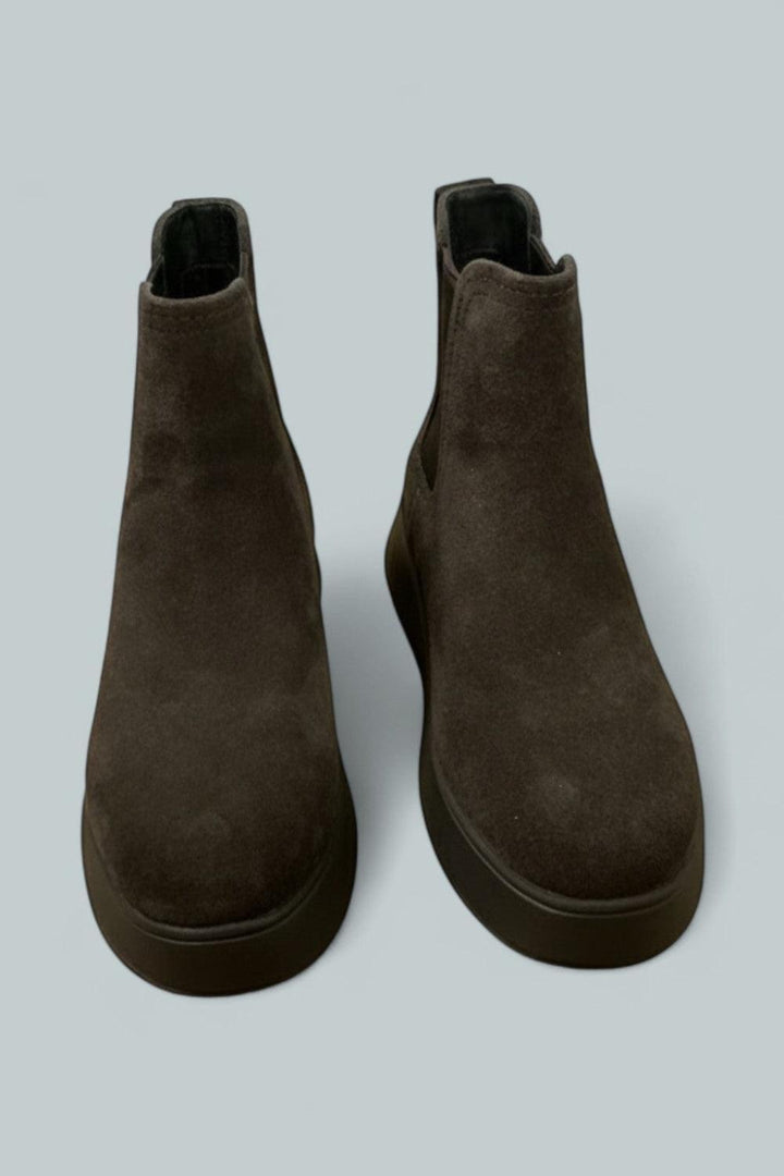 Women’s F-Mode Stitch Warm Suede Chelsea Boots - Chocolate - 7 - Boots