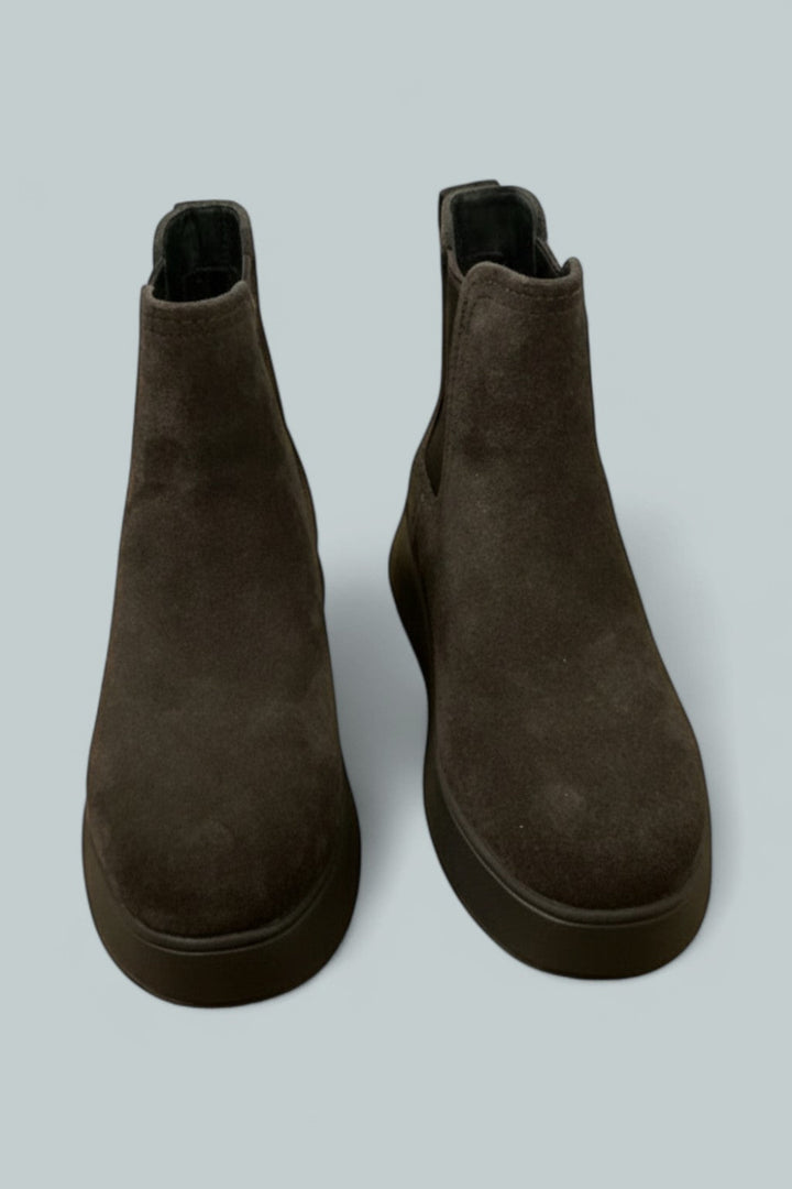 Women’s F-Mode Stitch Warm Suede Chelsea Boots - Chocolate - 7 - Boots