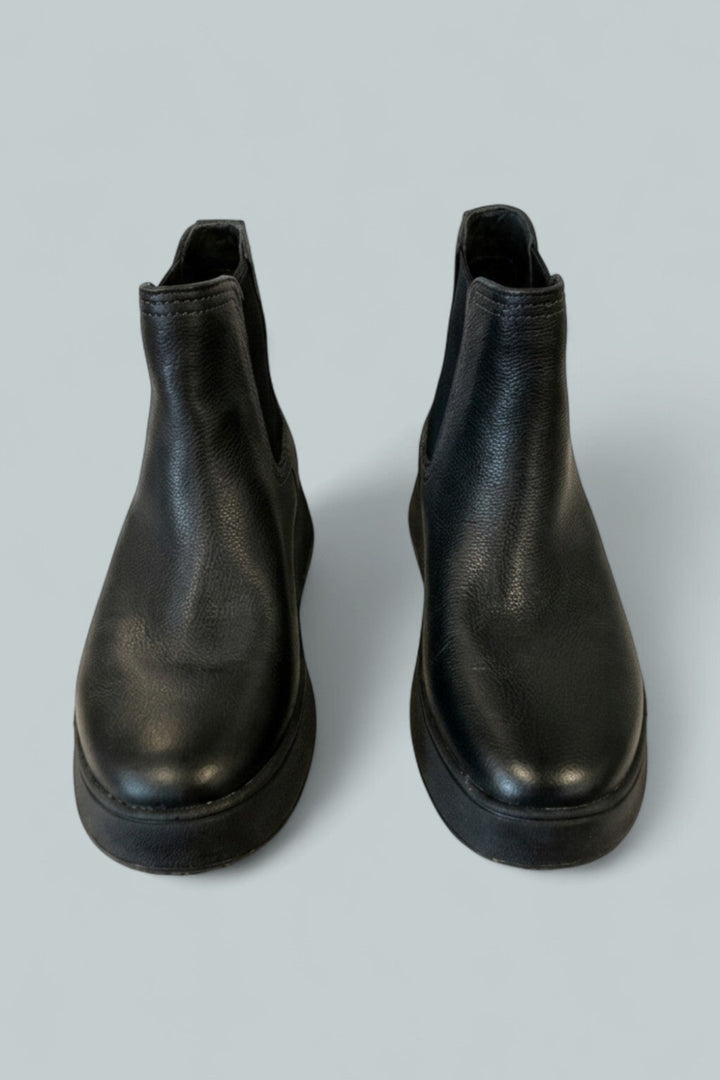 Women’s F-Mode Stitch Warm Tumbled Leather Chelsea Boots - Black - 8.5 - Boots