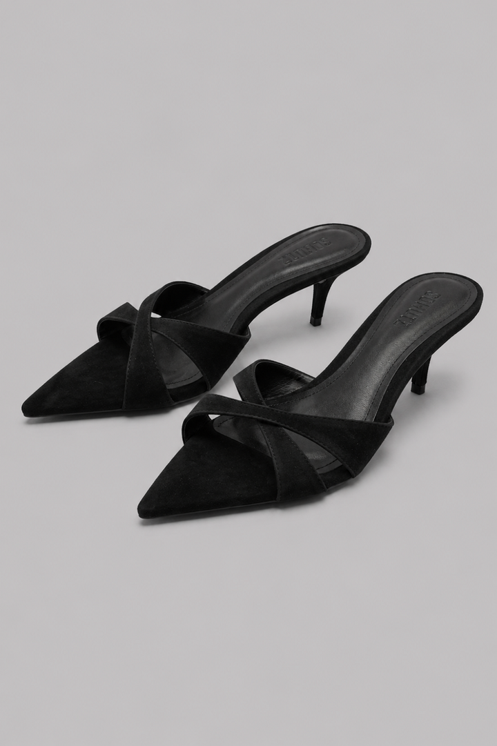 Women’s Hilda Leaf Mule Sandals - Black - 8 - Mules