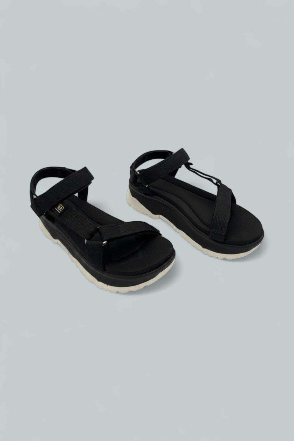 Women’s Jadito Universal Strappy Platform Sandals - Black - 8 - Sandals