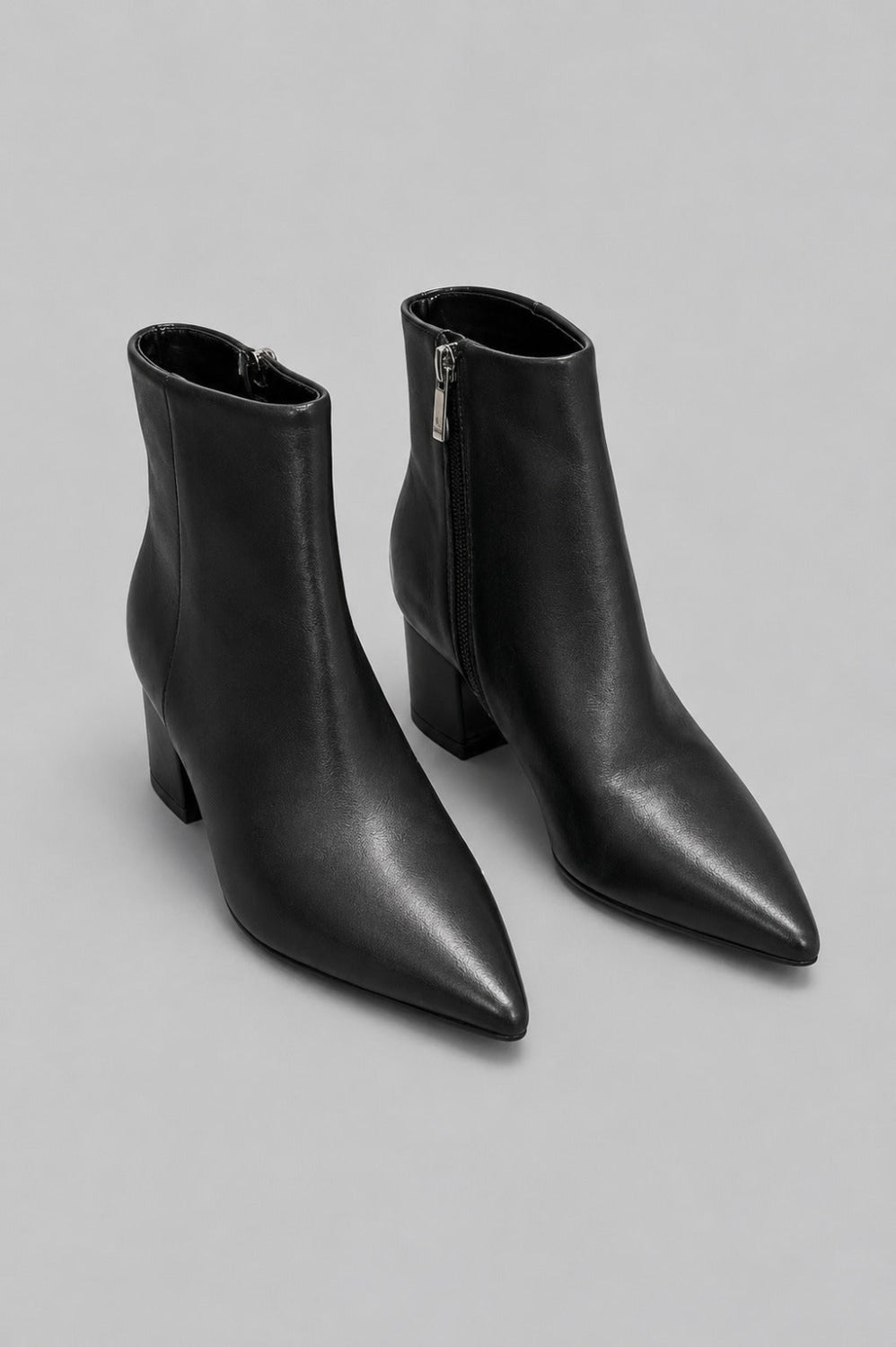 Women’s Jarli Pointy Ankle Booties - Black Leather - 7 M - Bootie