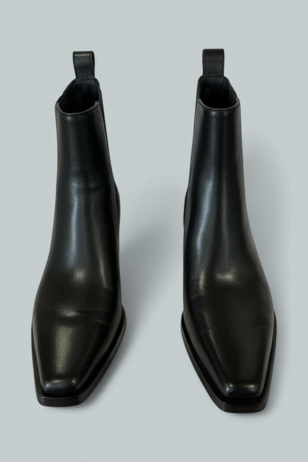 Women’s Joni Chelsea Boots - Black - 7.5 US / 37.5 EU - Boots