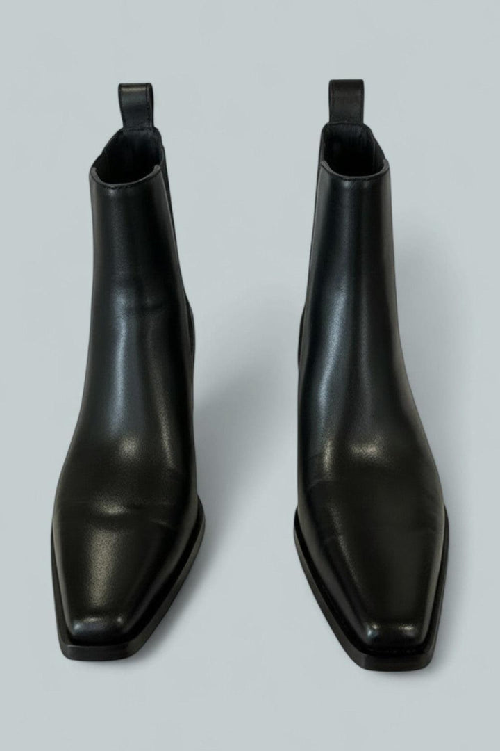 Women’s Joni Chelsea Boots - Black - 7.5 US / 37.5 EU - Boots