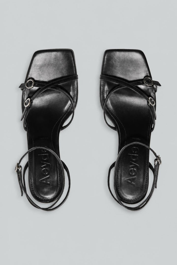 Women’s Libby Sandals - Black - 9 US / 39 EU - Sandals