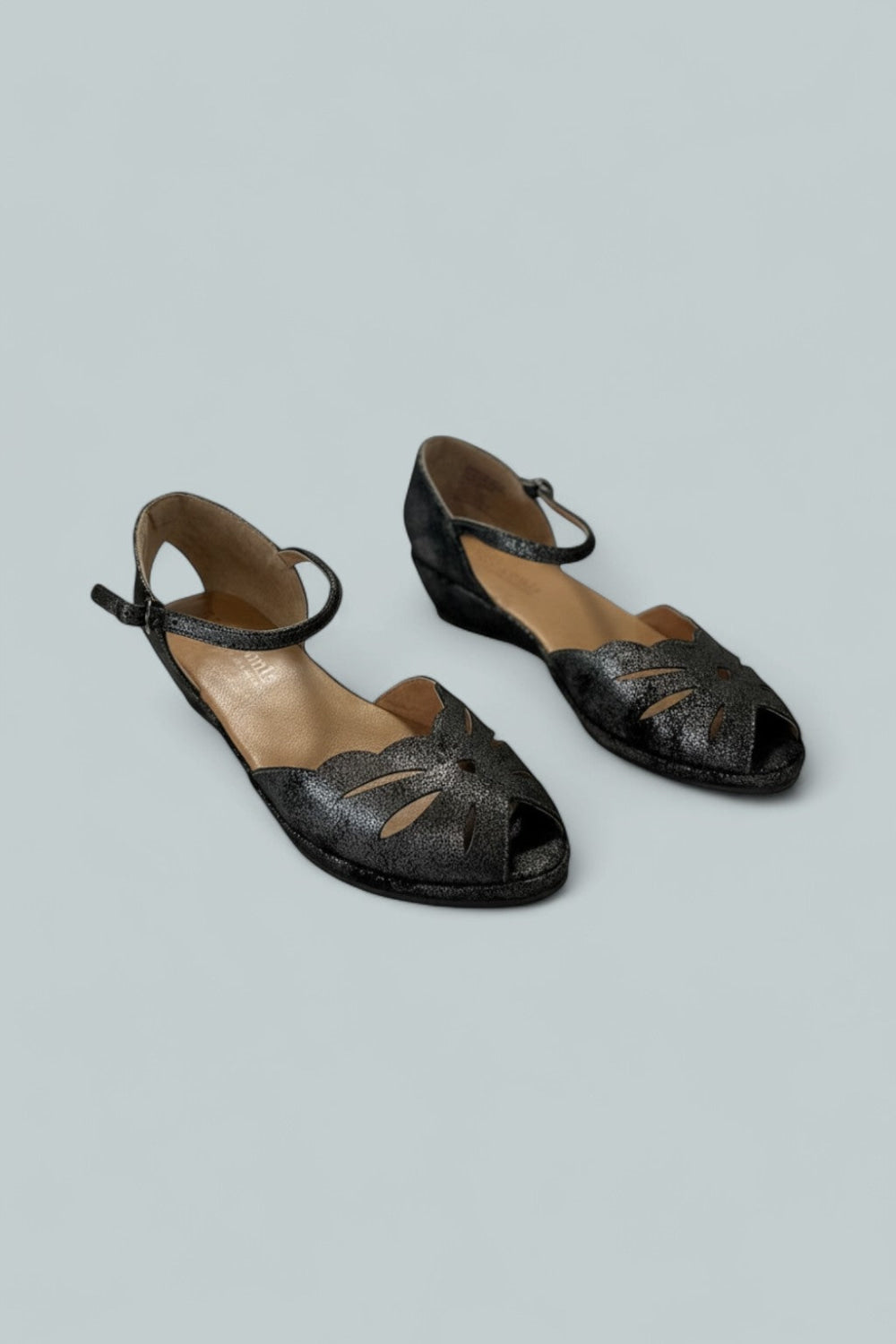 Women’s Lily Moon Leather Wedge Flats - Graphite - 9 - Flats