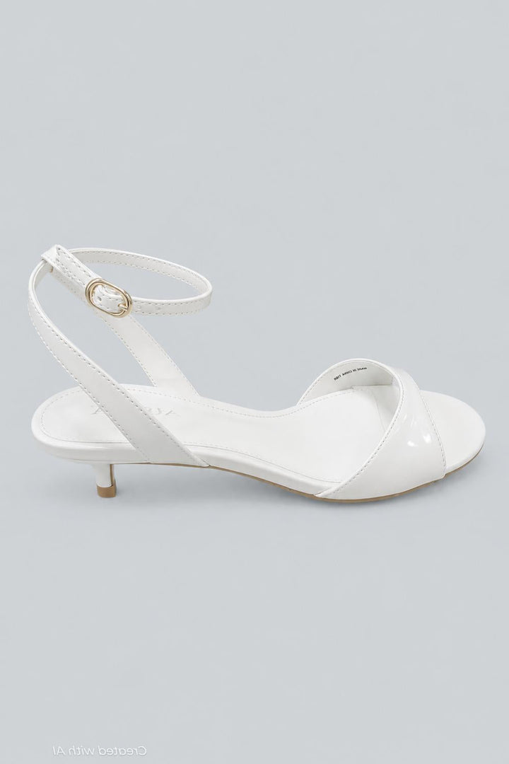 Women’s Livvy Sandals Exclusive - Bone - 7 - Sandal