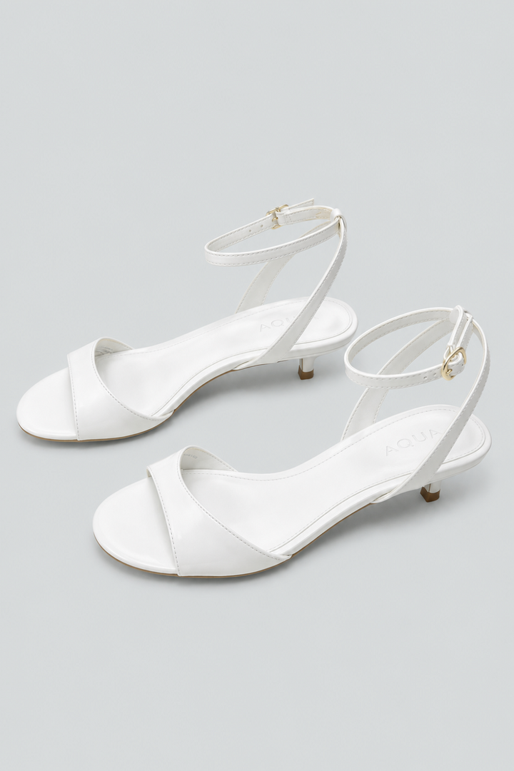Women’s Livvy Sandals Exclusive - Bone - 7 - Sandal