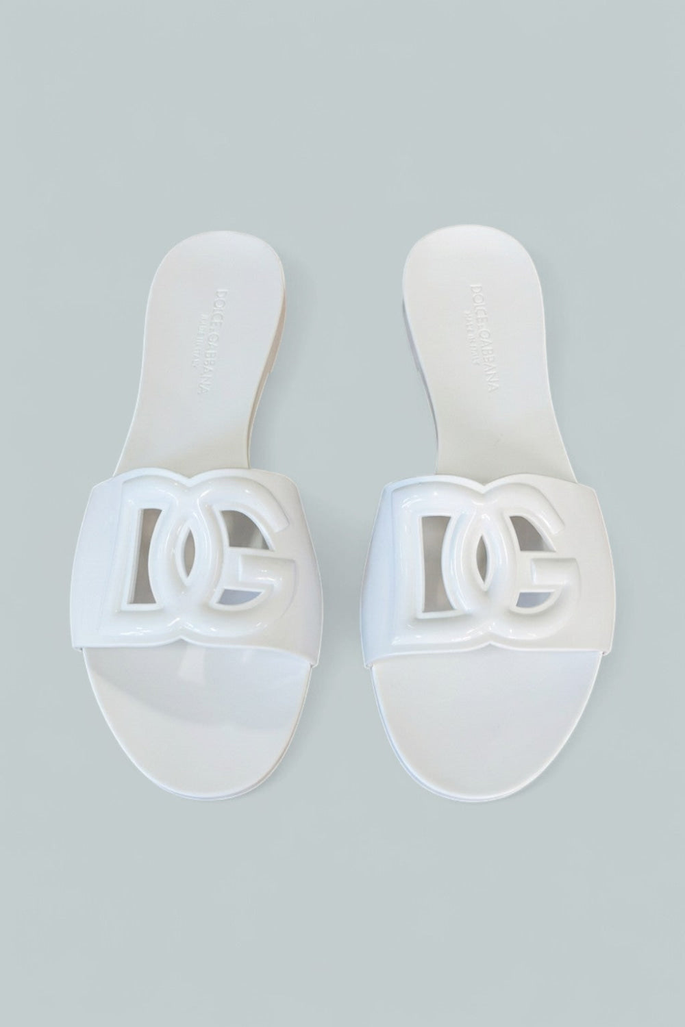 Women’s Logo Pool Slide Sandals - Bianco - 10 US / 40 EU - Sandals