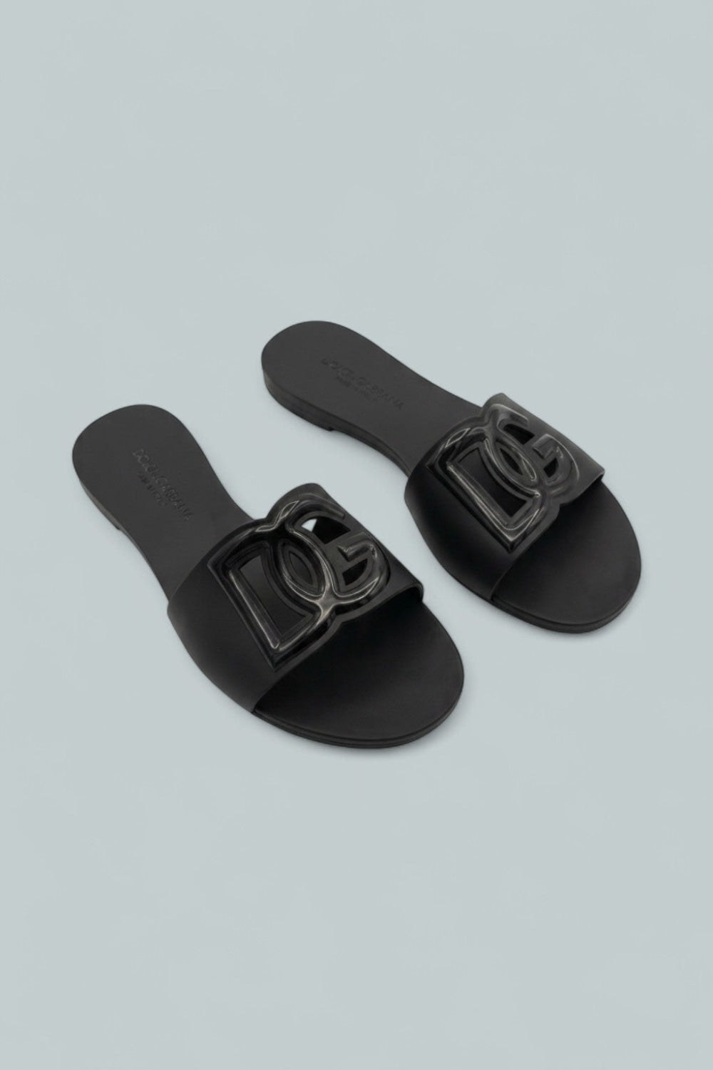 Women’s Logo Pool Slide Sandals - Black - 7 - Sandals