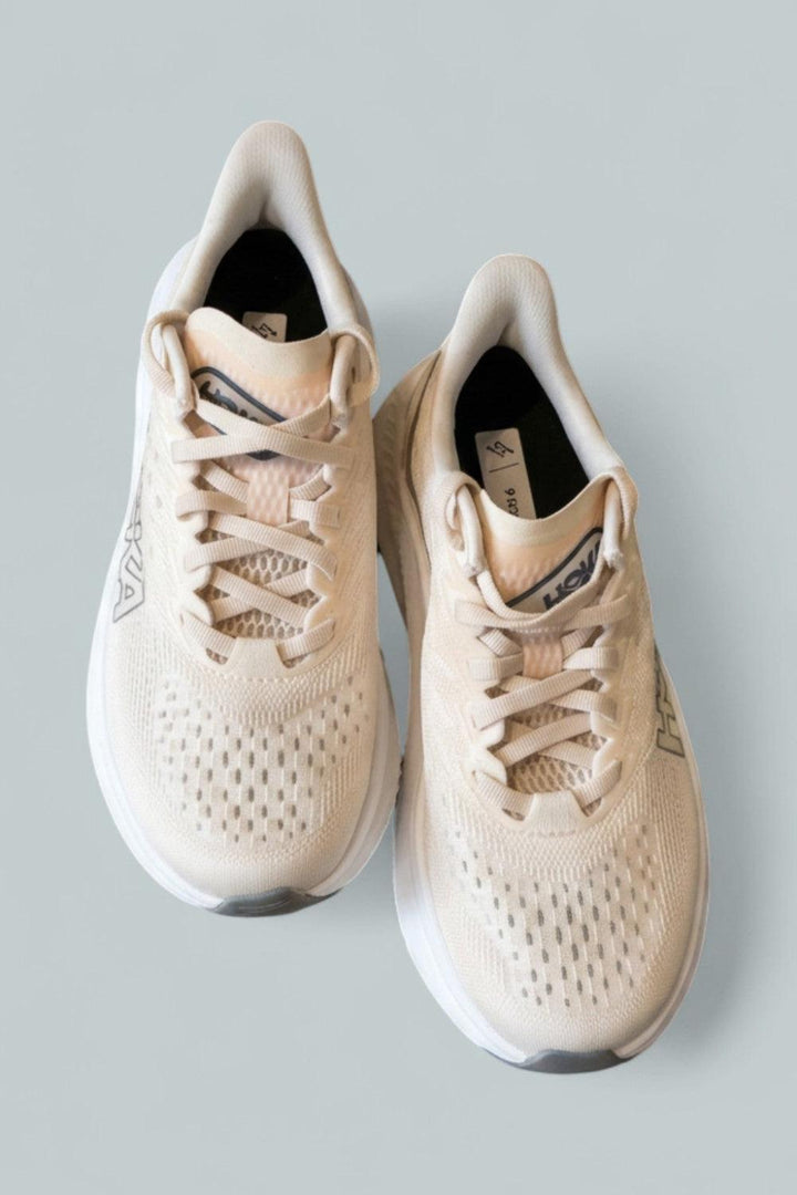 Women’s Mach 6 Low Top Sneakers - Eggnog/Vanilla - 6 - Sneaker