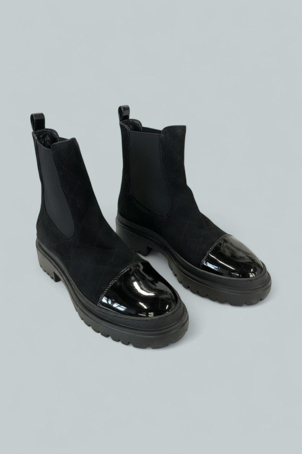 Women’s Mary Beat Chelsea Boots - Black - Boots