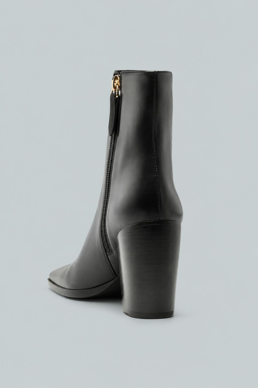 Women’s Mikki Block Heel Boots - Black - 7 - Boots