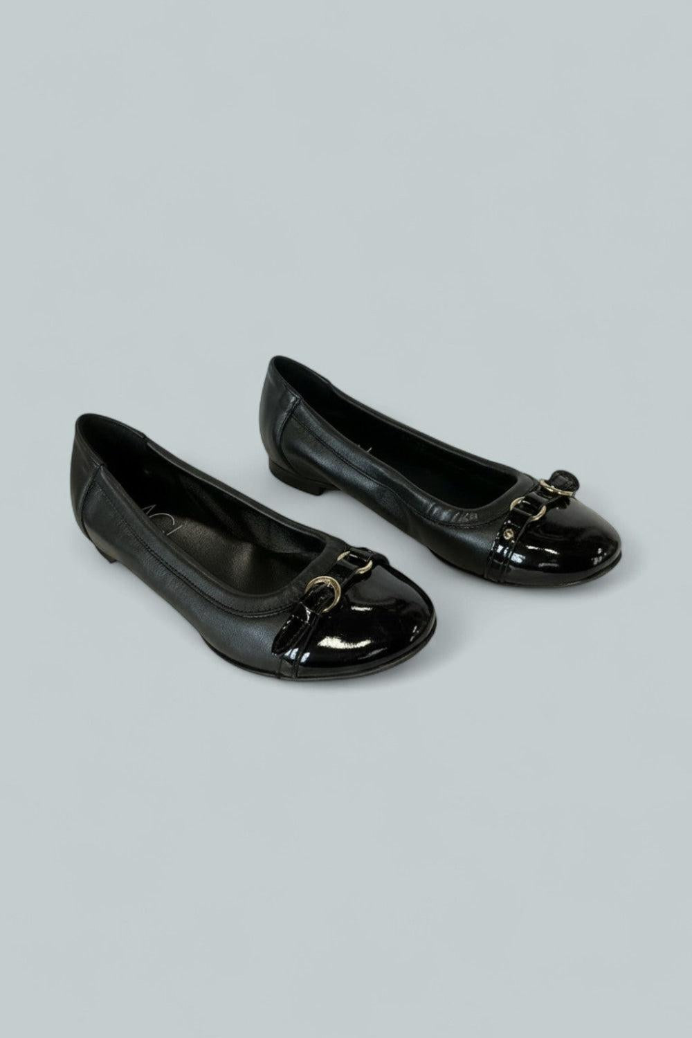 Women’s Monika Cap Toe Ballet Flats - Black/Gold - 7 US / 37 EU - Flats