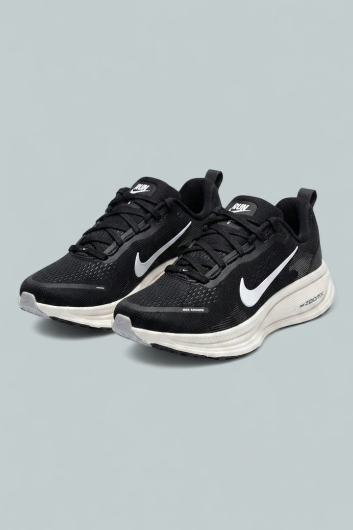 Women’s Nike Vomero 18 Running Shoes - Black/Summit - 9 - Sneaker