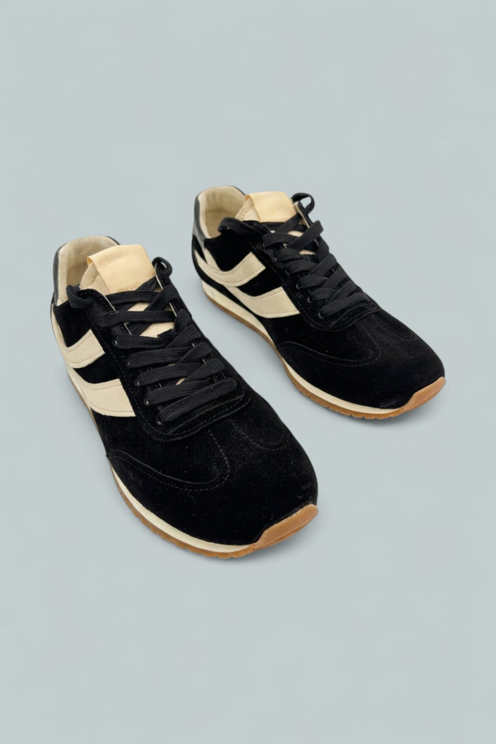 Women’s Oasis Runner Lace Up Sneakers - Black Suede - 9.5 - Sneaker