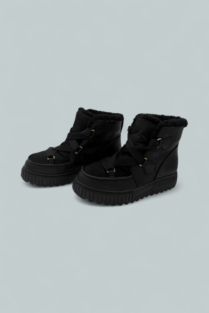 Women’s Ona Ave Alpine Boot Lux - Black Snow - US W 8.5 - Boots
