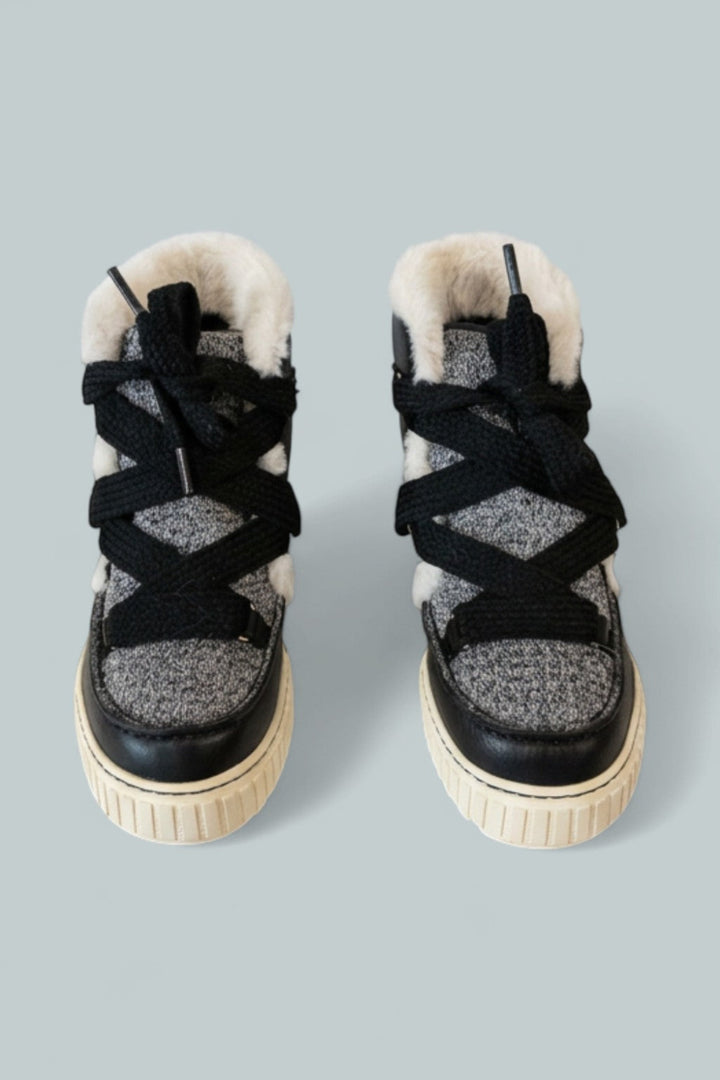 Women’s Ona Ave Faux Fur Trim Fleece Lined Alpine Ankle Boots - Black/Chalk - 5.5 - Boots