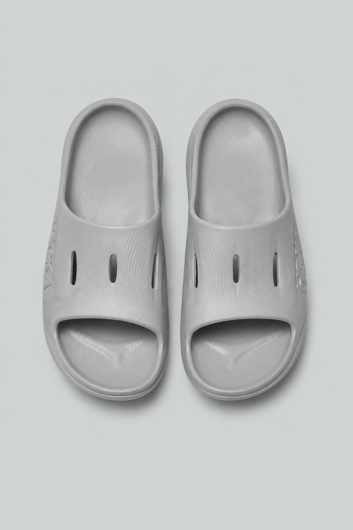 Women’s Ora Recovery 3 Slide Sandals - Grey - 9 WMN / 7 MEN - Sandals
