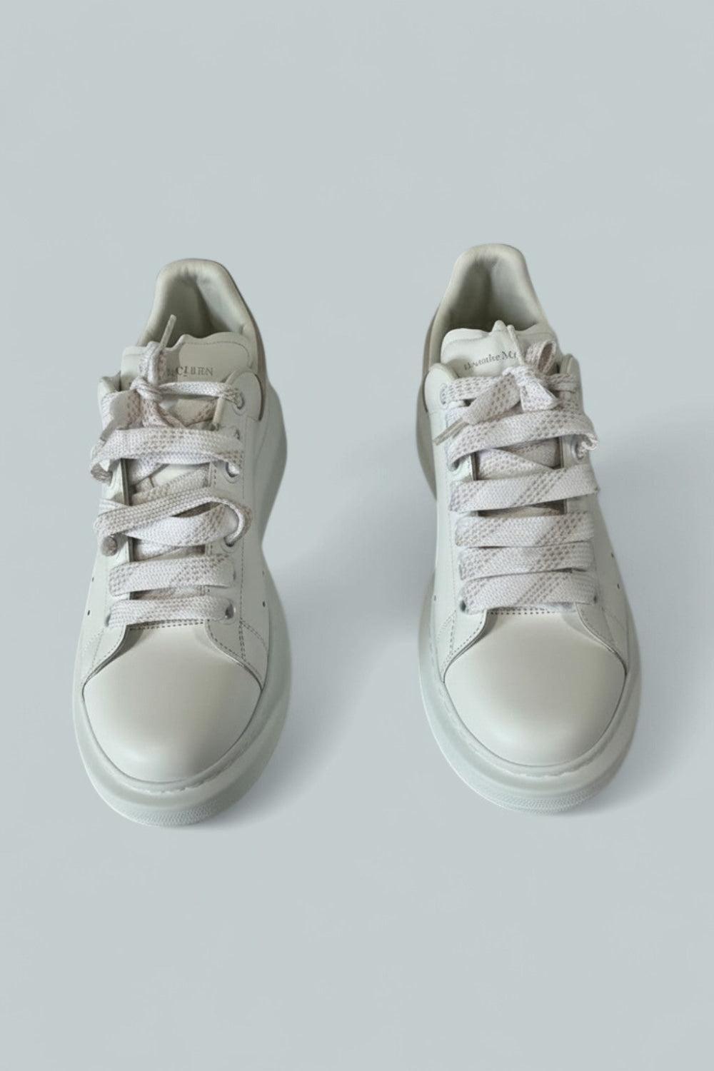 Women’s Oversized sneakers - White/Pastel - 9.5 US / 39.5 EU - Sneaker
