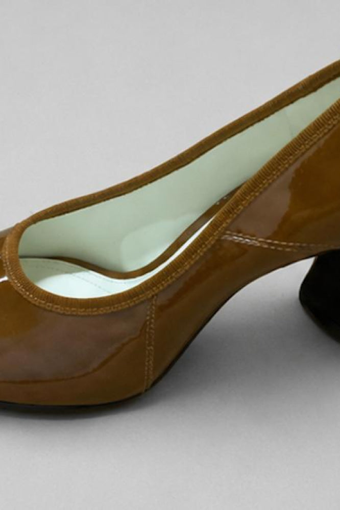 Women’s Peep Toe Pumps - Caramel - 8 - Heels