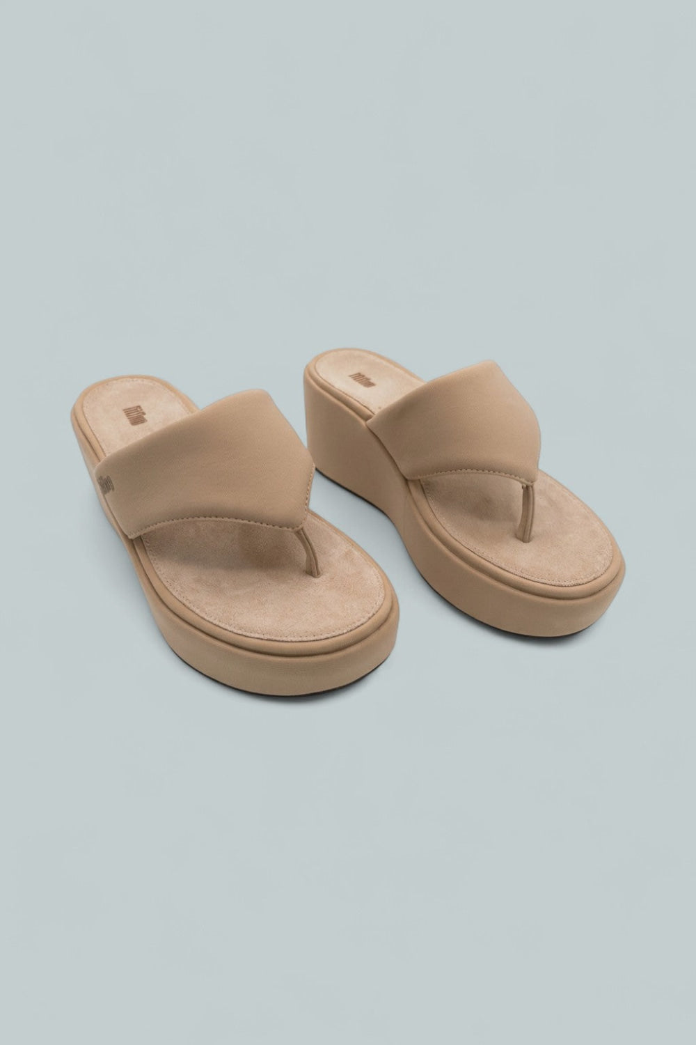 Women’s Platform Wedge Thong Sandals - Classic Beige - 6 - Sandals