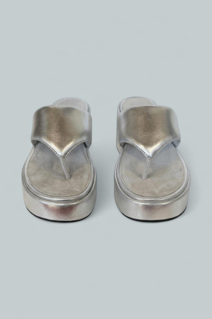 Women’s Platform Wedge Thong Sandals - Silver - 7 - Sandals