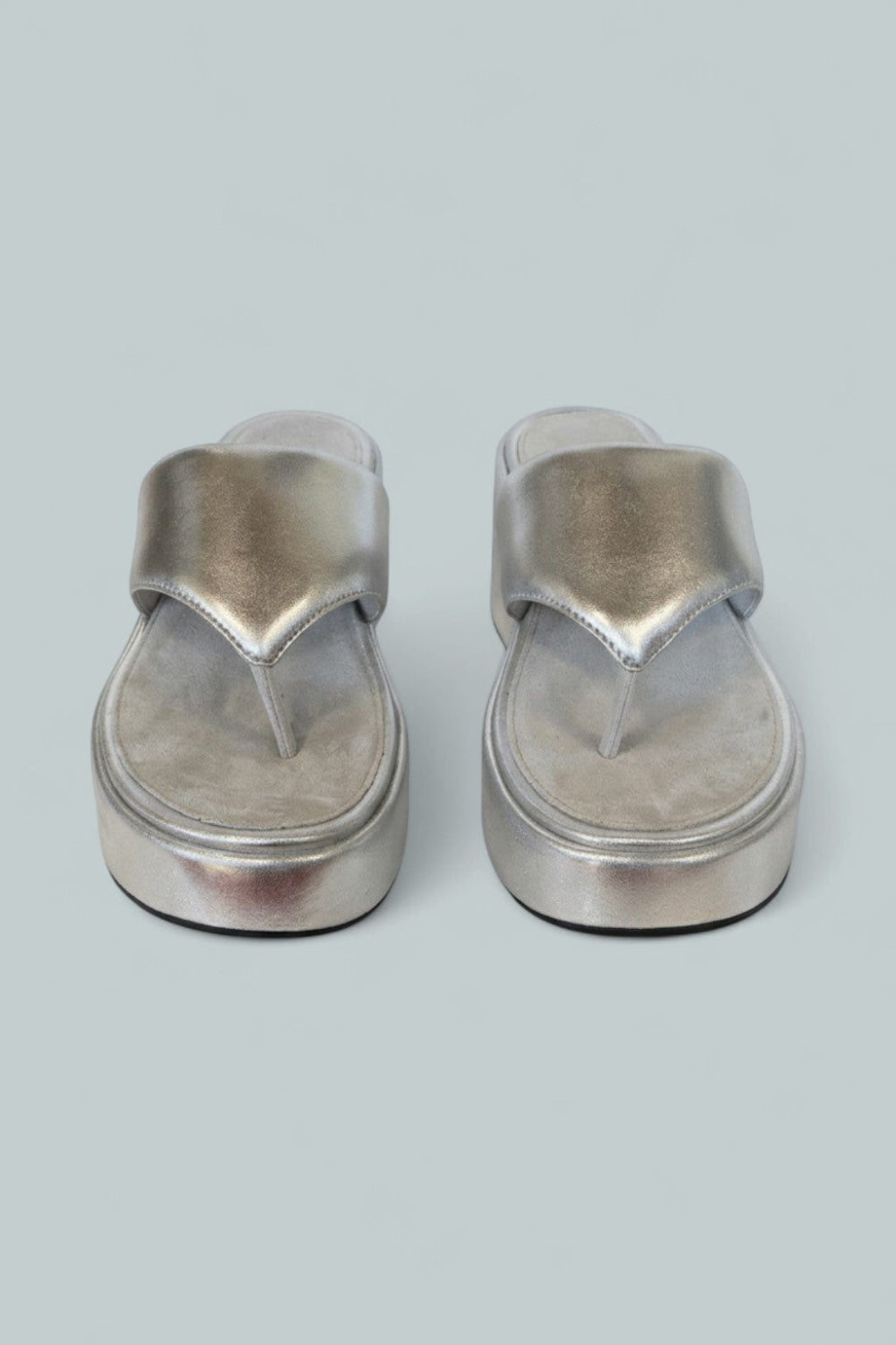 Women’s Platform Wedge Thong Sandals - Silver - 7 - Sandals