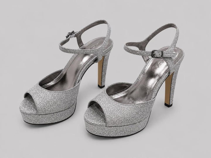 Women’s Poppy Platform Sandals - Silver - 7.5 - Sandal