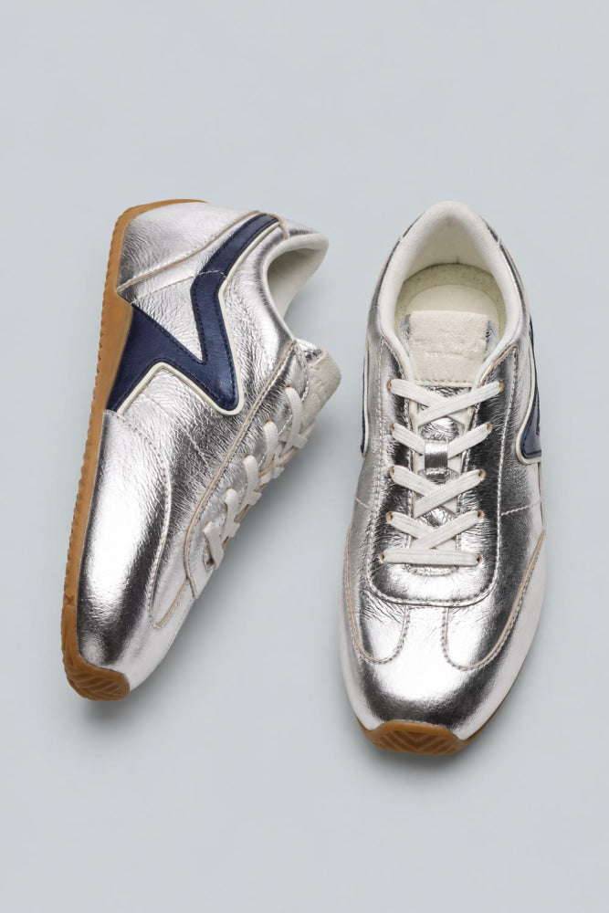 Women’s Retro Runner Slim Sneakers - Silver/Navy - 7.5 US / 37.5 EU - Sneaker