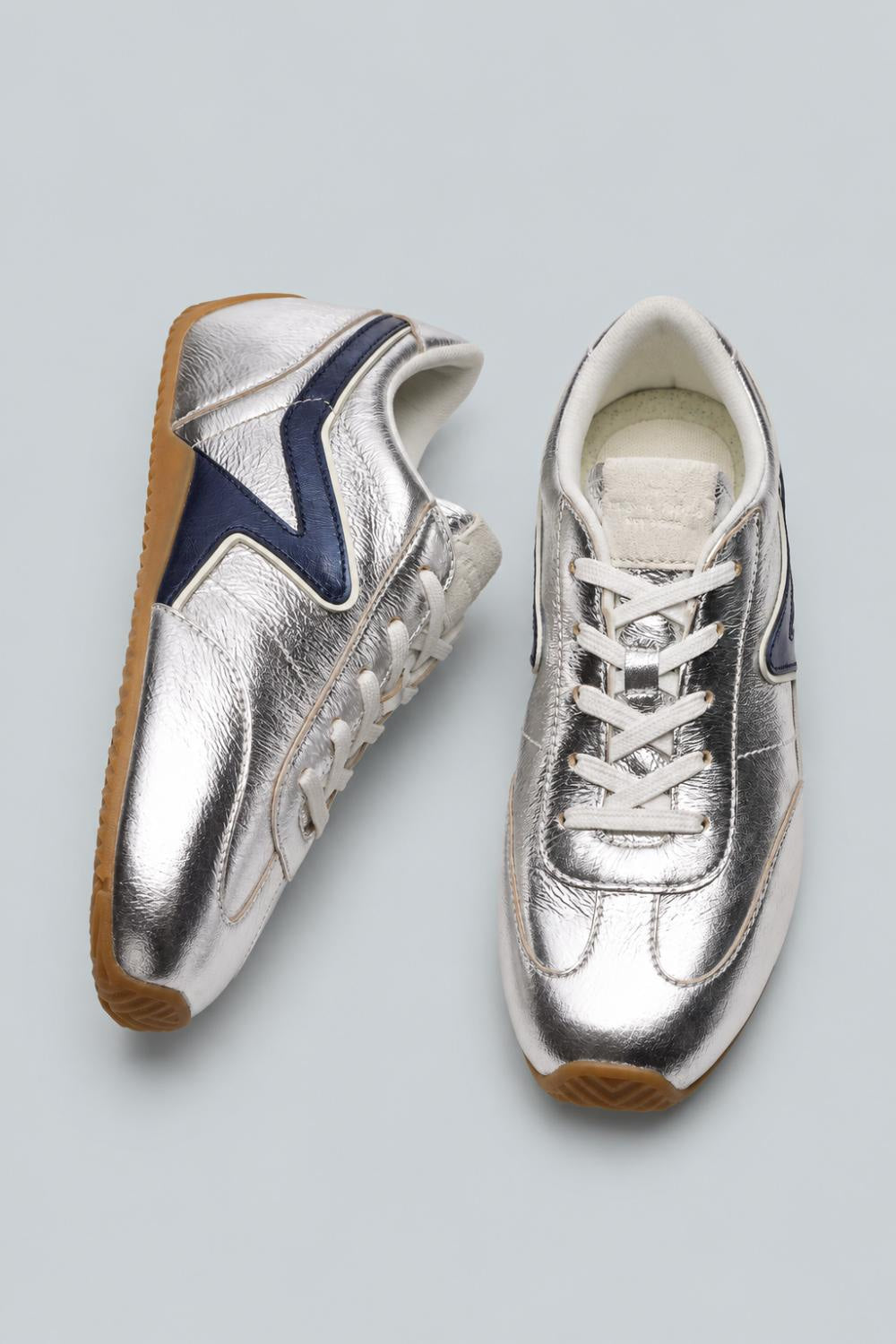 Women’s Retro Runner Slim Sneakers - Silver/Navy - 7.5 US / 37.5 EU - Sneaker