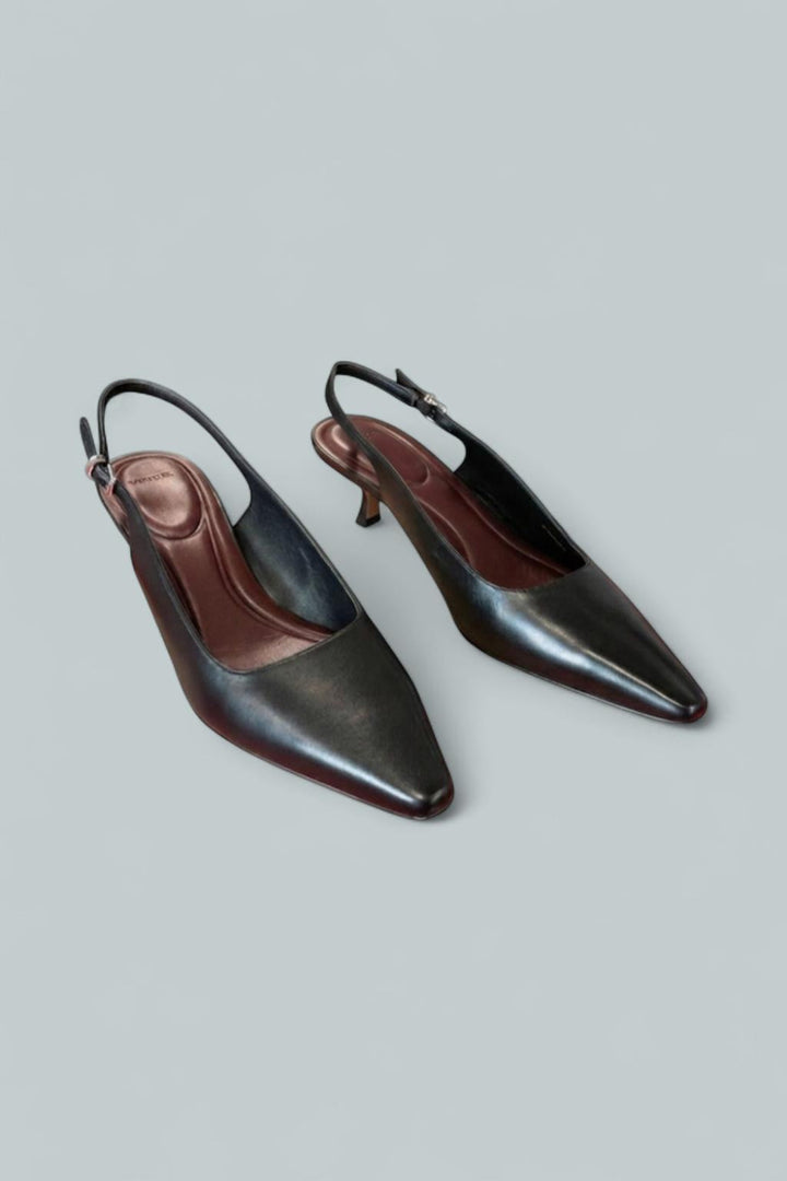 Women’s Sabra Pointed Pumps - Black - Stiletto