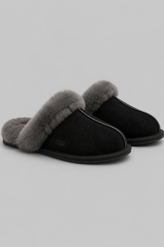 Women’s Scuffette Shearling Mule Slippers - Black - 7 - Mules