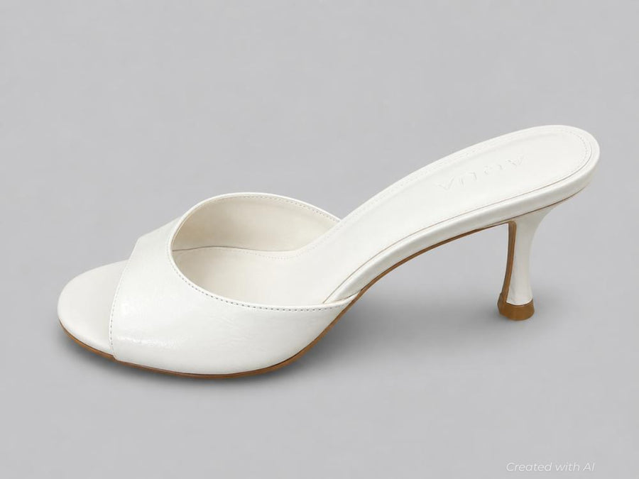 Women’s Shrn Sandals - Bone - 10 - Sandal