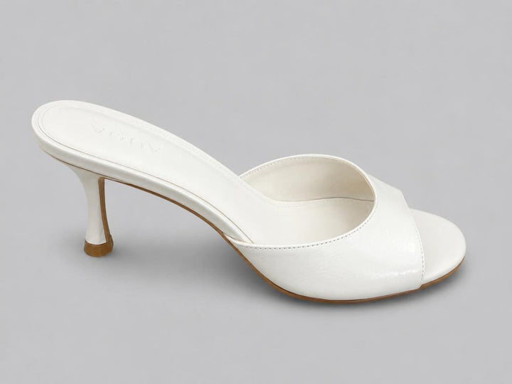 Women’s Shrn Sandals - Bone - 10 - Sandal
