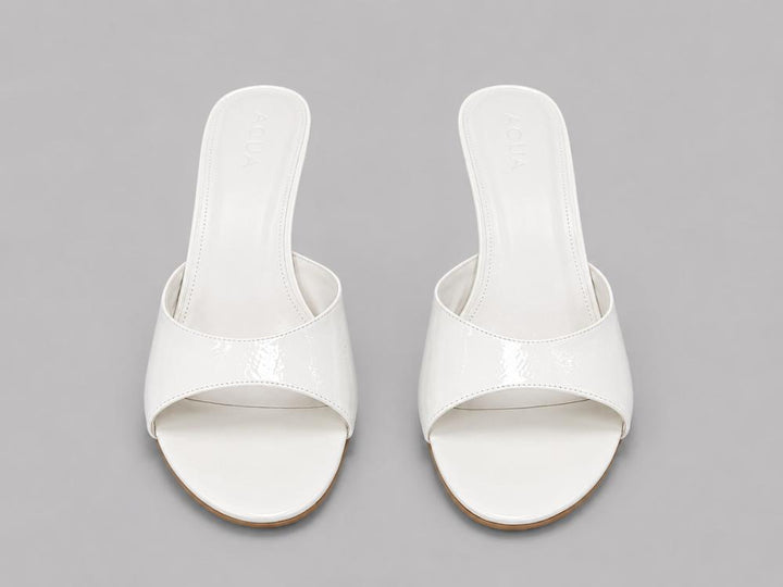 Women’s Shrn Sandals - Bone - 10 - Sandal