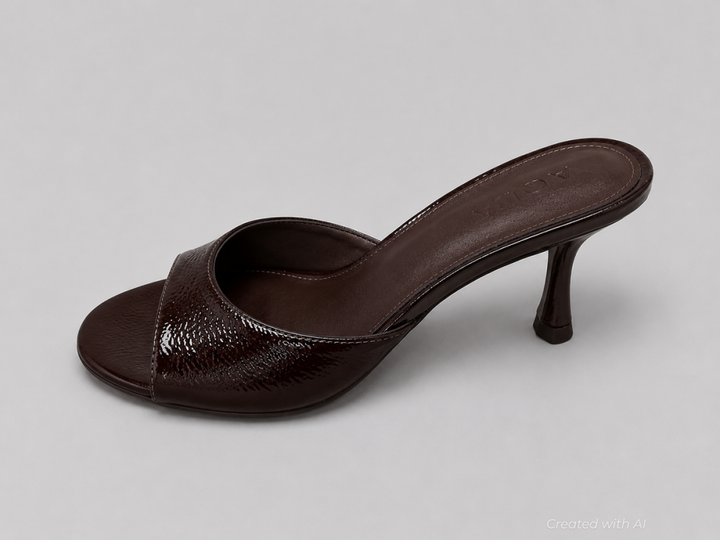 Women’s Shrn Sandals - Brown Patent - 7.5 - Sandal