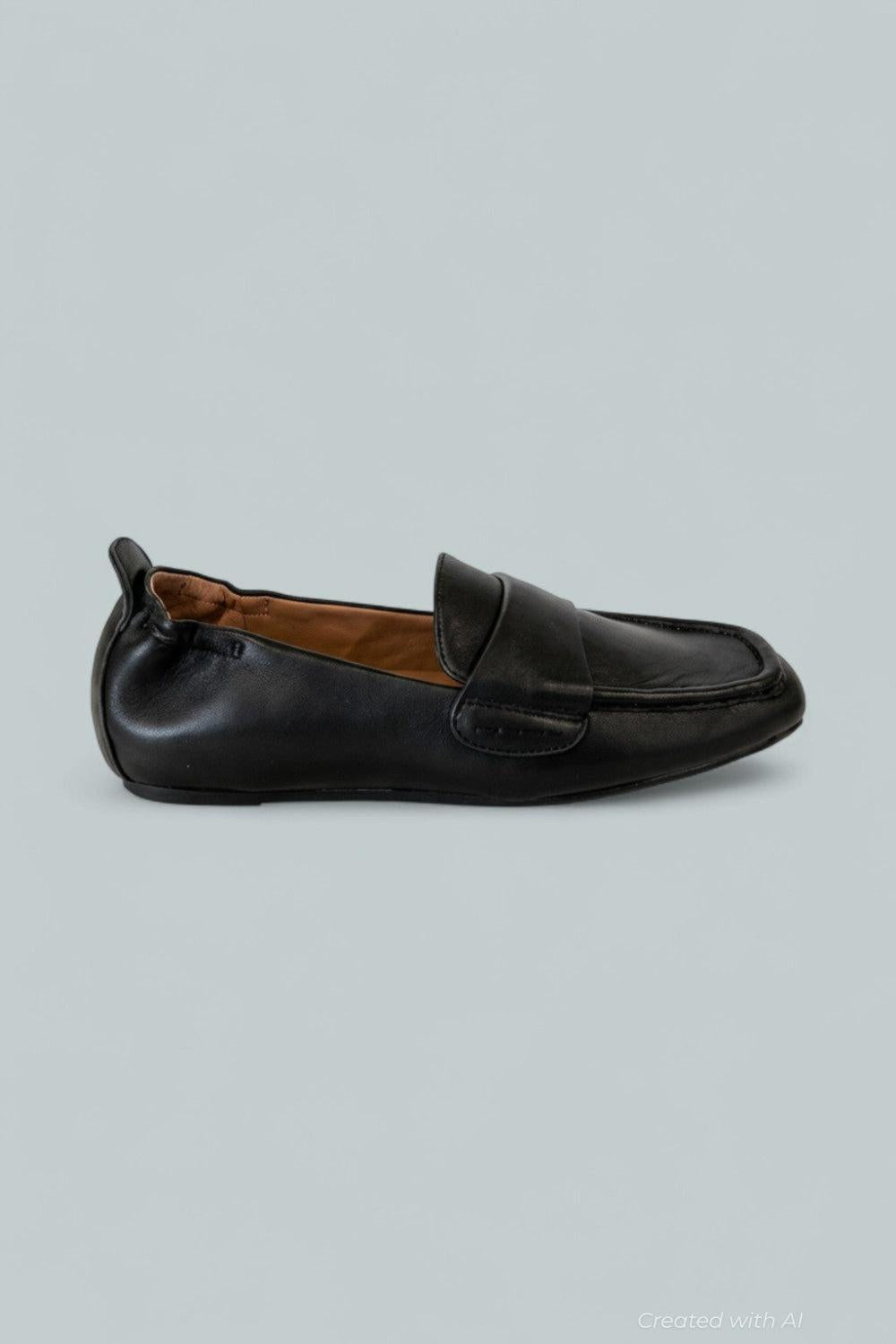 Women’s Sophie Square Toe Flats - Black Leather - Flats