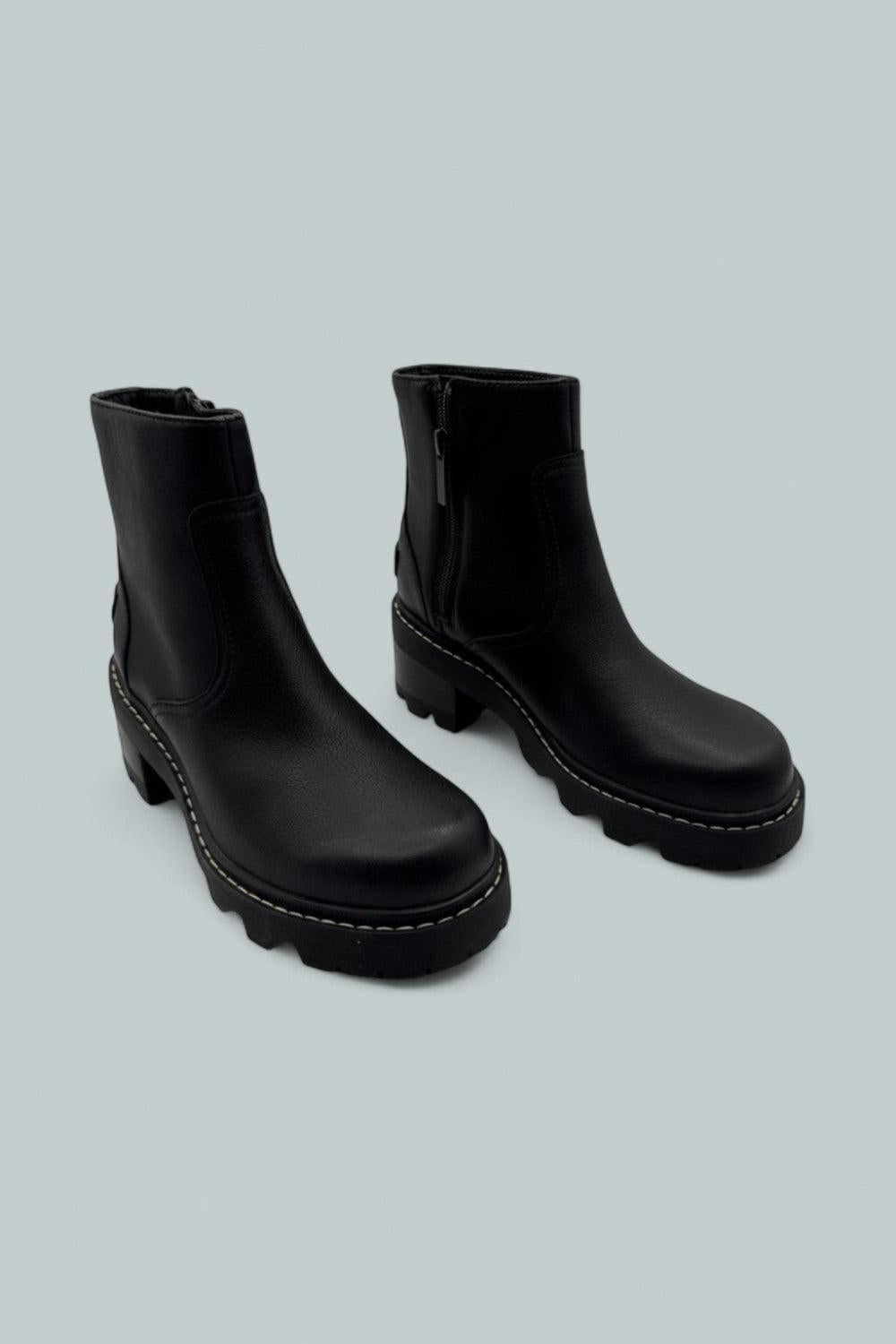 Women’s SOREL Joan Now Zip Booties - Black - 6.5 B MEDIUM - Boot