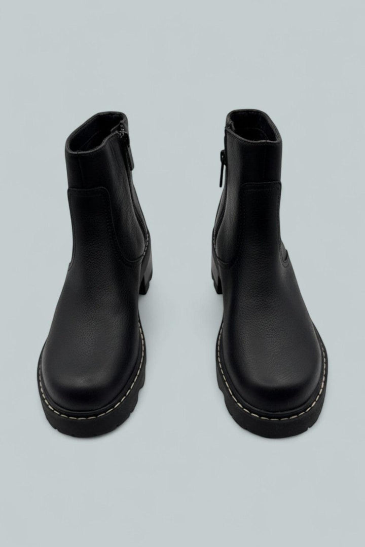 Women’s SOREL Joan Now Zip Booties - Black - 6.5 B MEDIUM - Boot