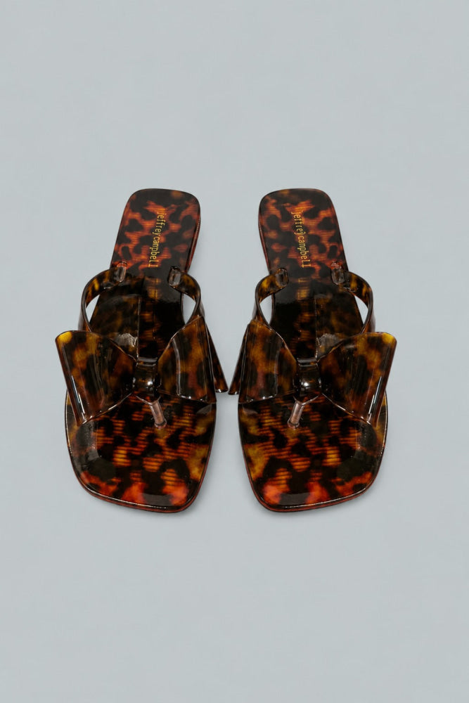 Women’s Sugary Thong Jelly Sandals - Tortoise - 8 - Sandal