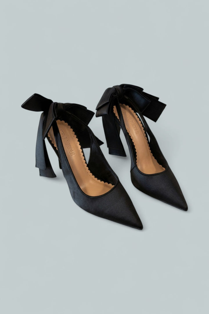 Women’s Teacup Bow Pumps - Black Satin - 7 - Heels