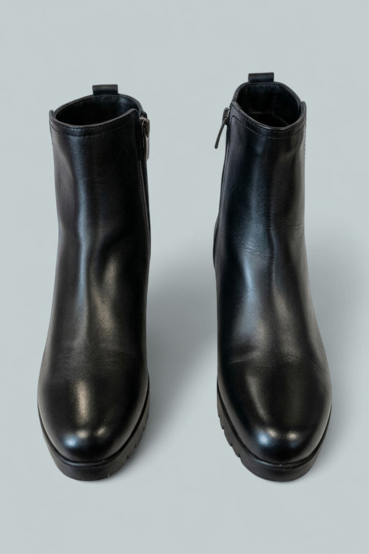 Women’s Teagan City Dry Leather Ankle Boots - Black - 7 - Bootie