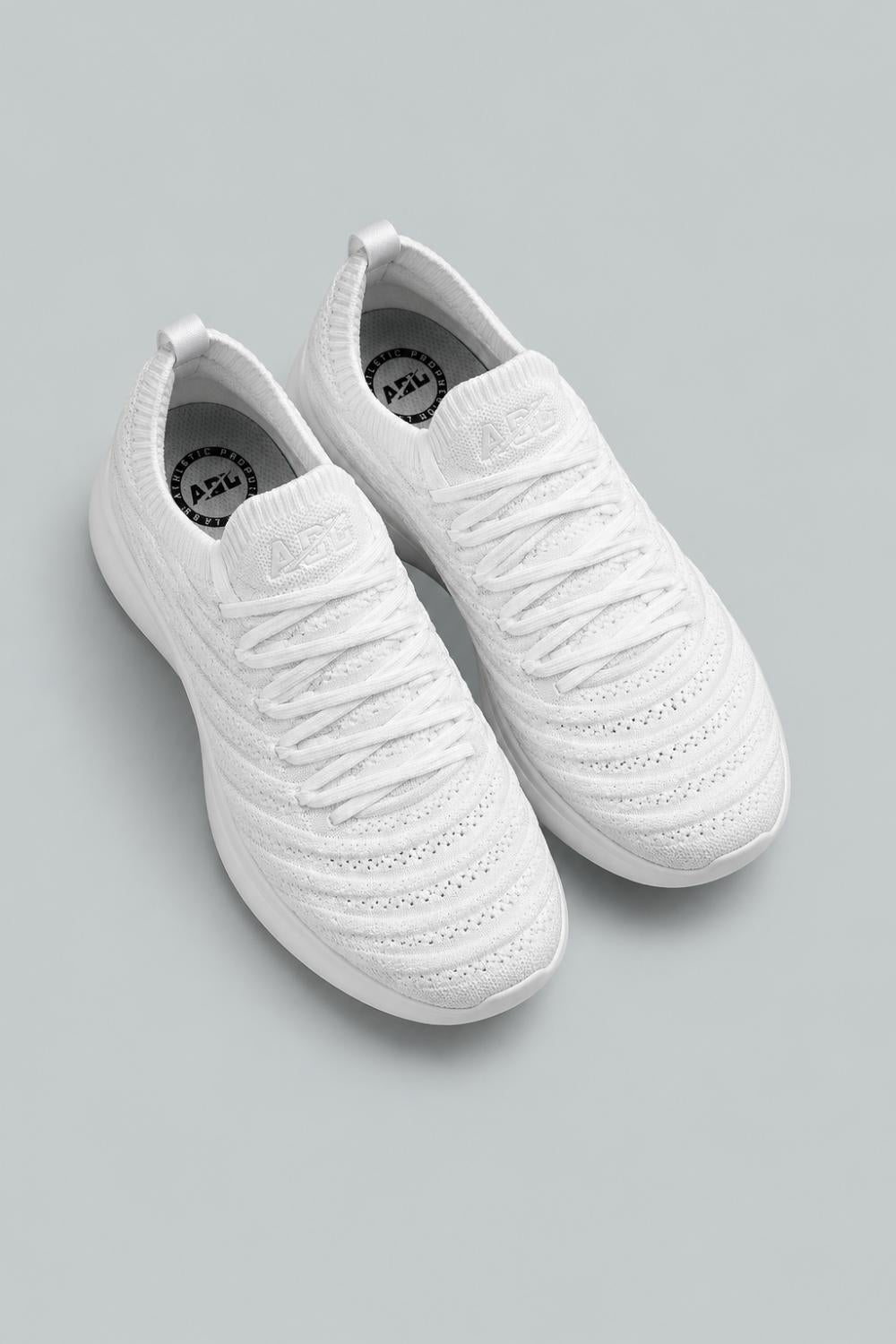 Women’s Techloom Wave Knit Low-Top Running Sneakers - White - 9 - Sneaker