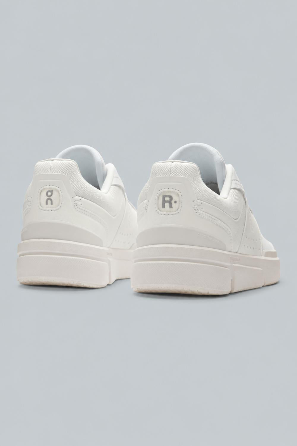 Women’s The Roger Advantage Sneakers - White - 6 - Sneaker