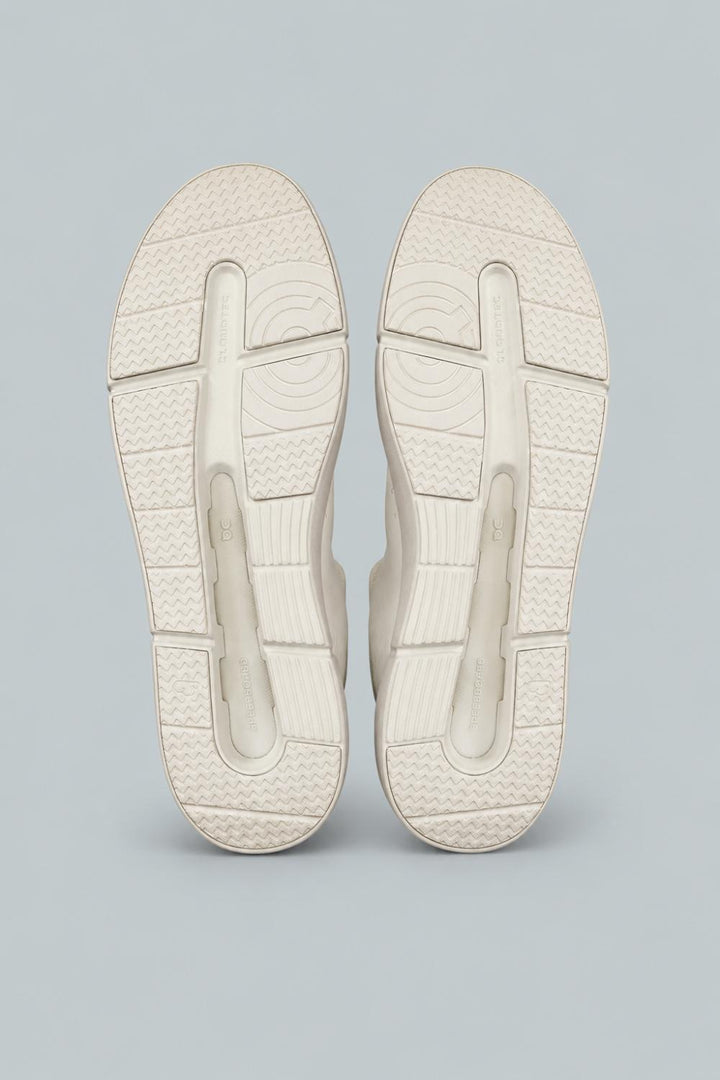 Women’s The Roger Advantage Sneakers - White - 6 - Sneaker